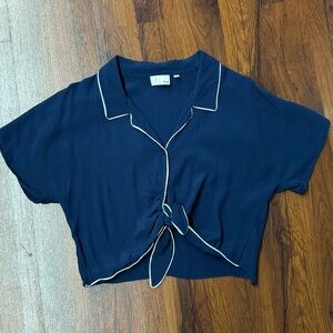 Wilfred Free Navy Tie Front Button Shirt Medium